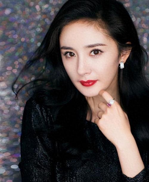 娱乐圈吃瓜猛料杨幂,揭秘明星背后的故事